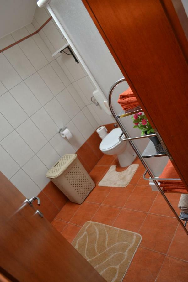 באניולה Apartment Din מראה חיצוני תמונה